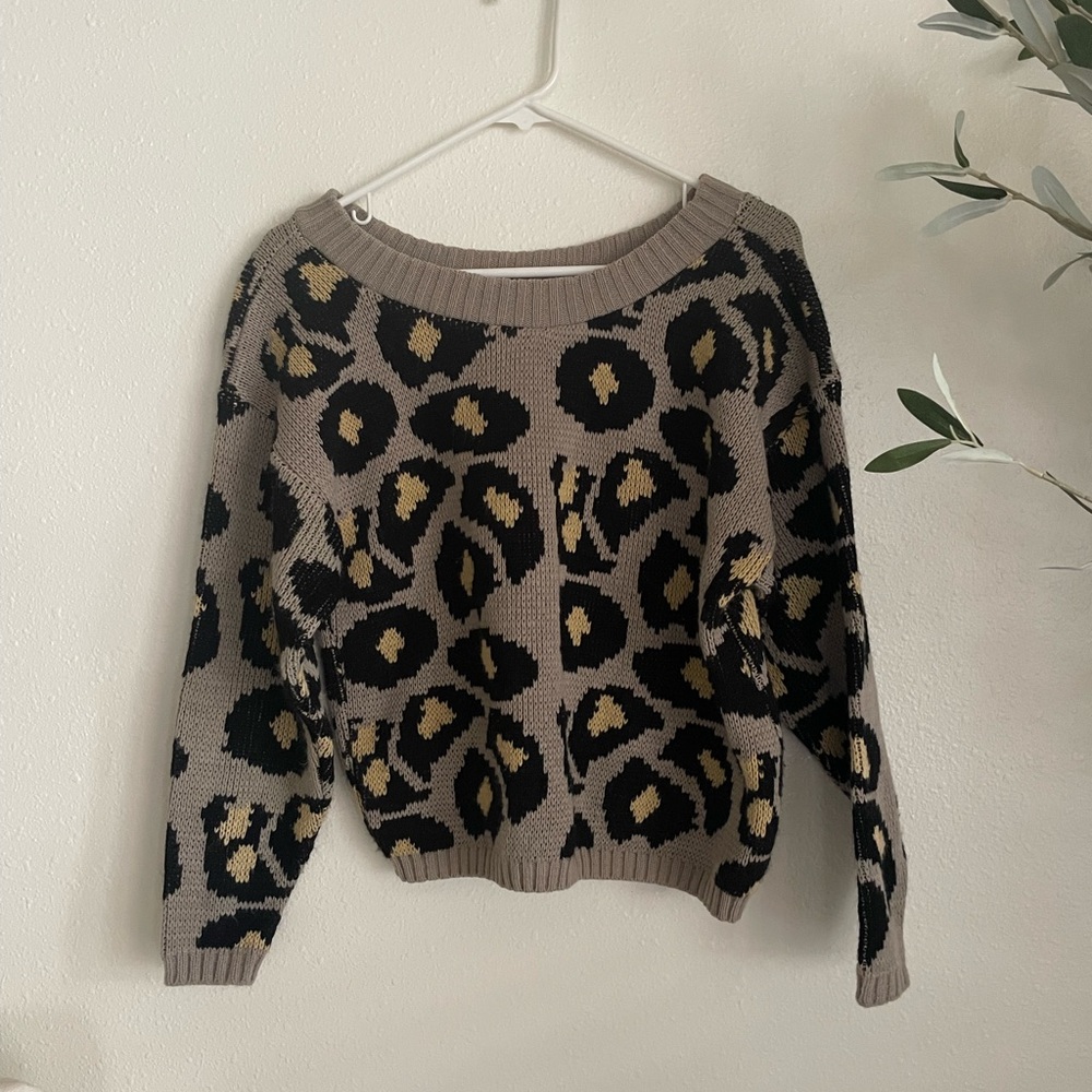 PLAYERS SPORT Acrylic Vintage Leopard Print Sweater Size Medium.